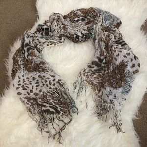 🎀 2 FOR $20 🎀 Animal Print Scarf Fringe
